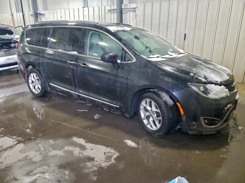 Фото 4 - CHRYSLER PACIFICA