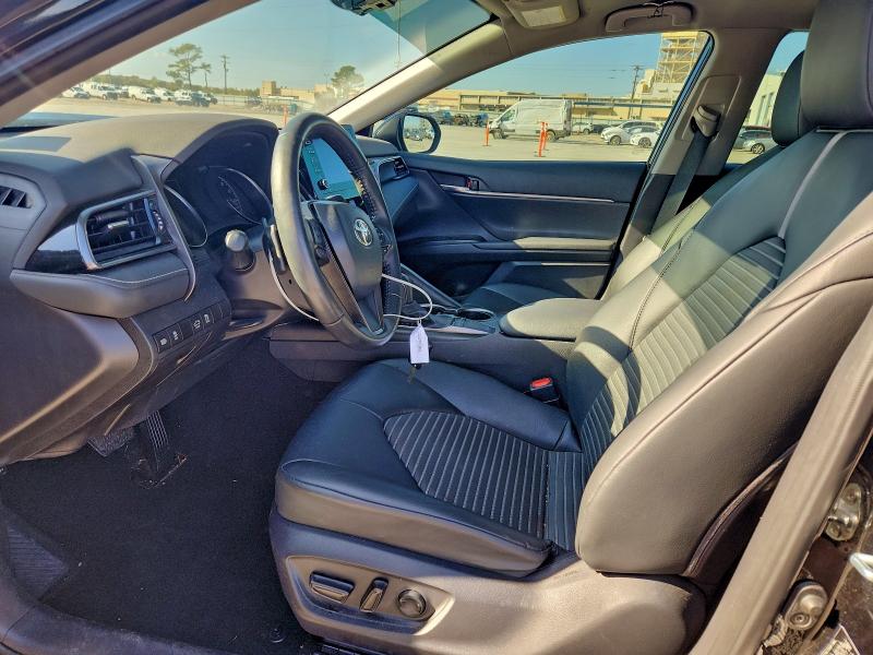 Фото 7 - TOYOTA CAMRY