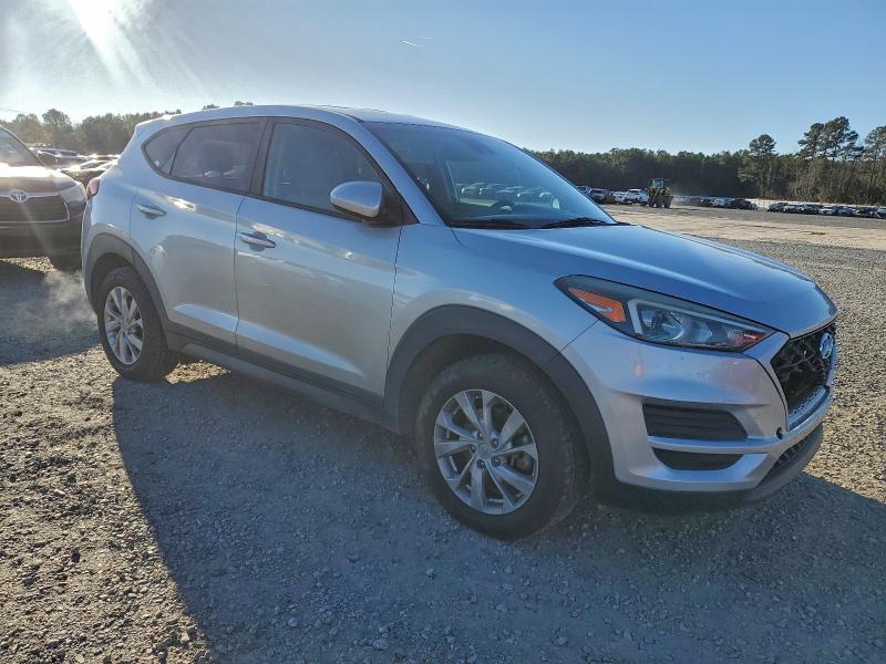 Фото 4 - HYUNDAI TUCSON