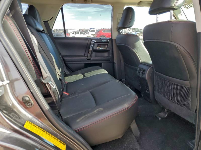 Фото 10 - TOYOTA 4RUNNER