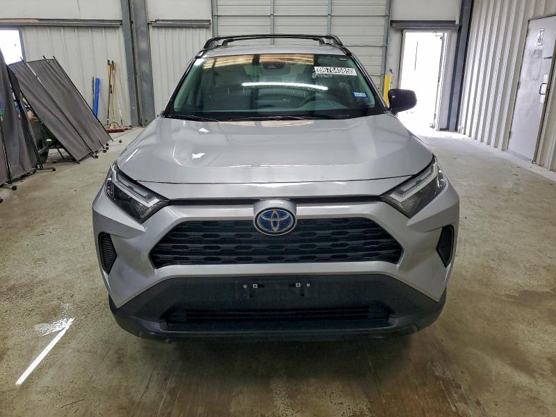 Фото 5 - TOYOTA RAV4