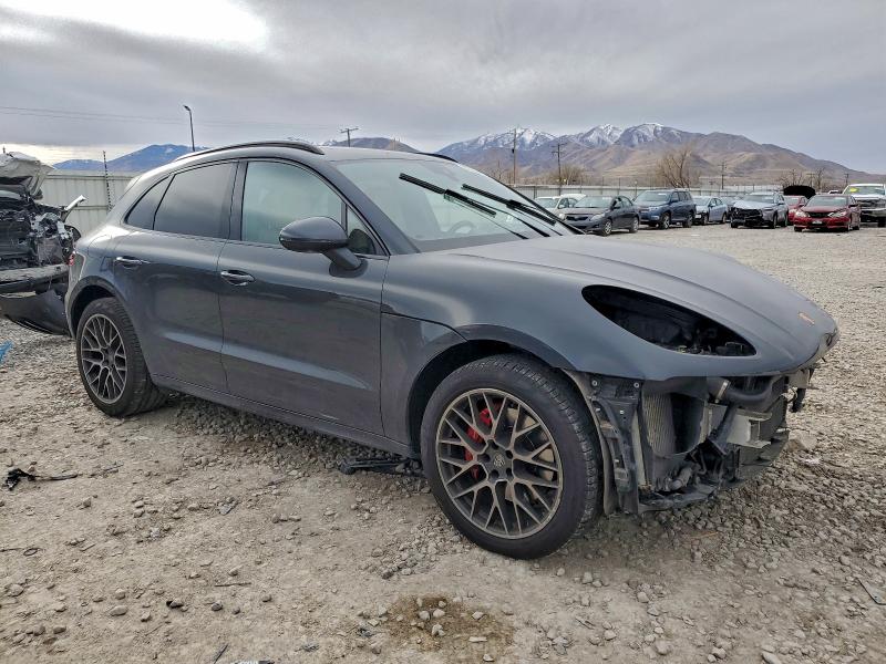 Фото 4 - PORSCHE MACAN