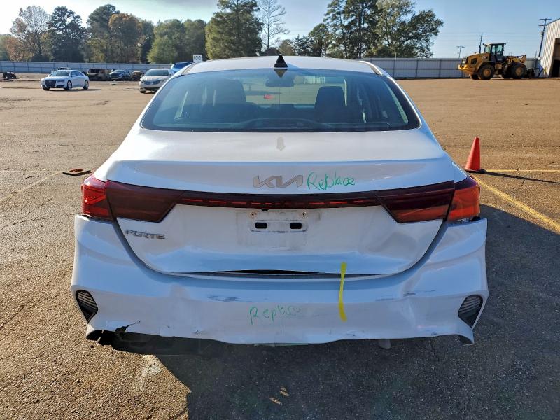 Фото 6 - KIA FORTE