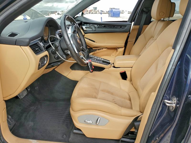 Фото 7 - PORSCHE MACAN