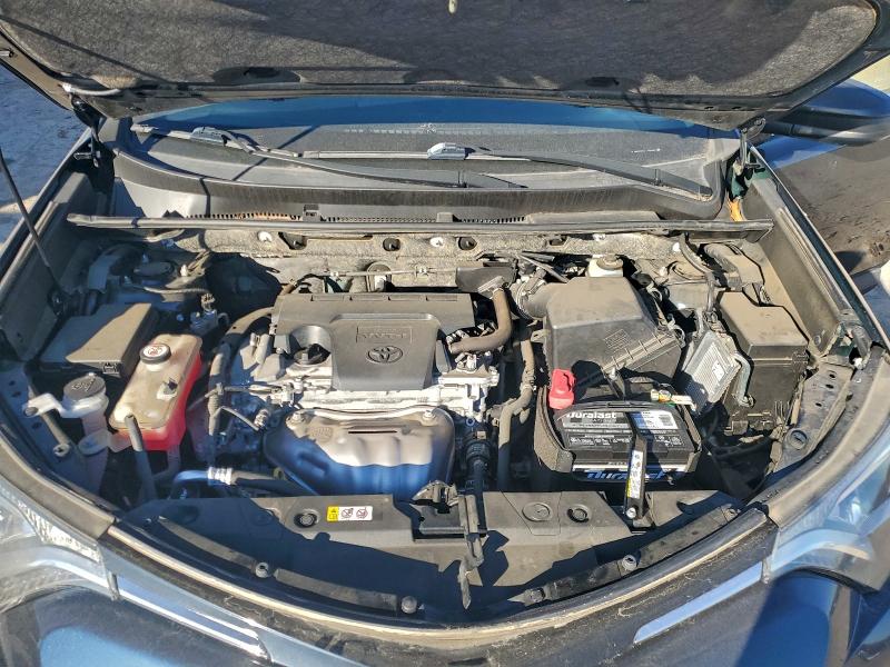 Фото 12 - TOYOTA RAV4