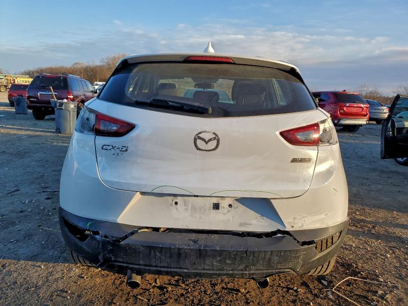 Фото 6 - MAZDA CX-3