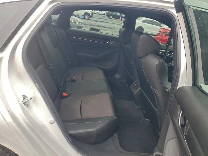 Фото 10 - HONDA ACCORD