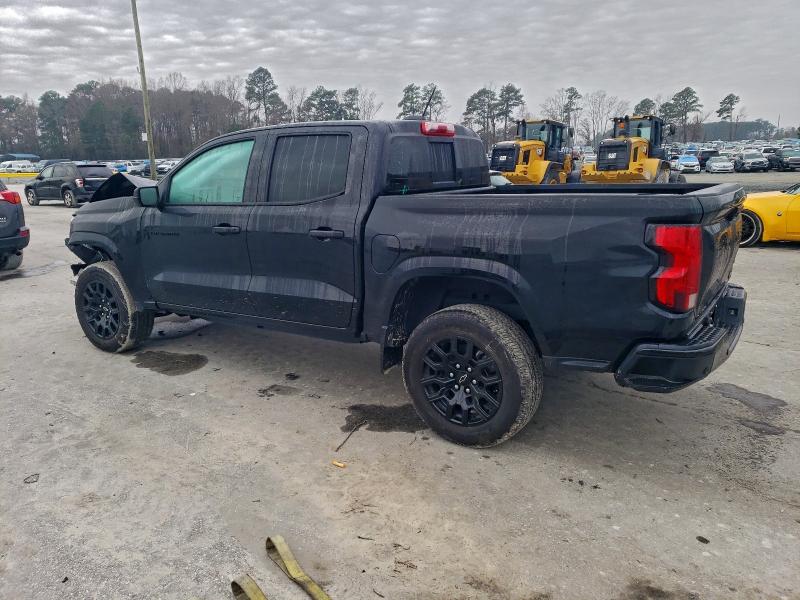 Фото 2 - CHEVROLET COLORADO