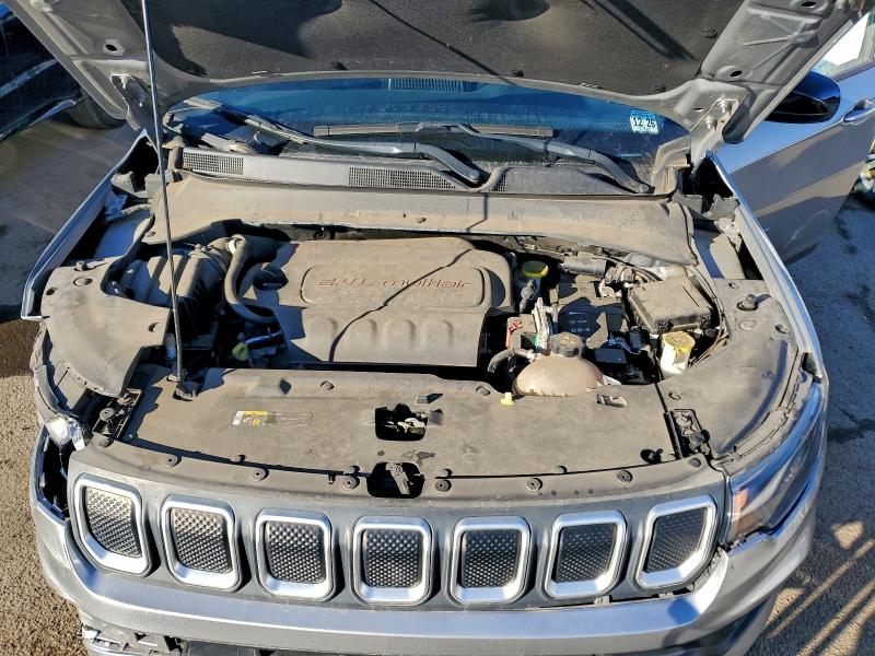 Фото 12 - JEEP COMPASS