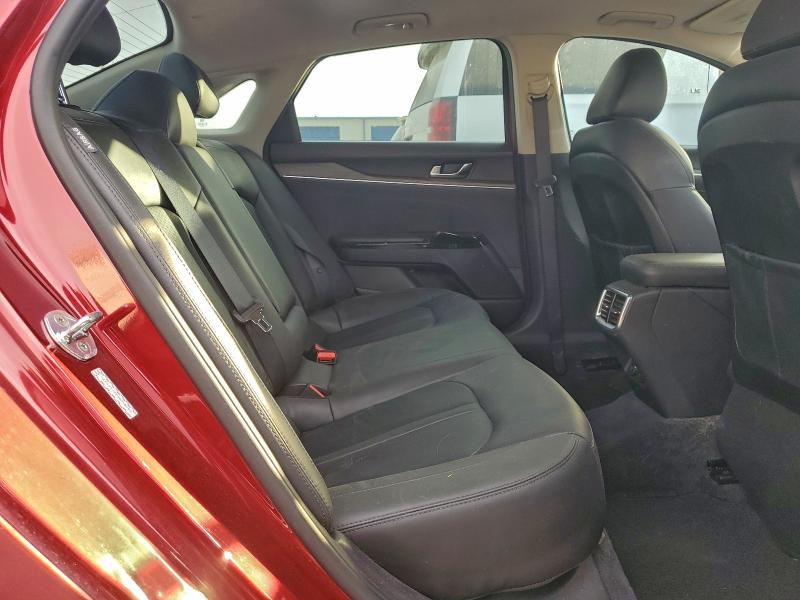 Фото 10 - KIA K5