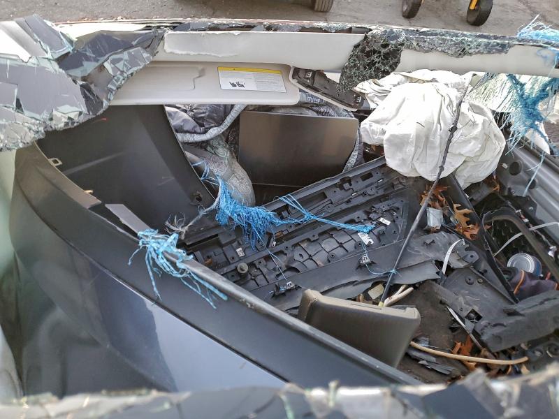 Фото 8 - TESLA MODEL 3