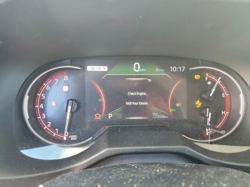 Фото 9 - TOYOTA RAV4