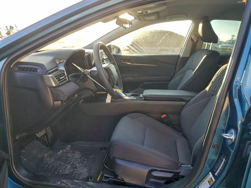 Фото 7 - TOYOTA CAMRY