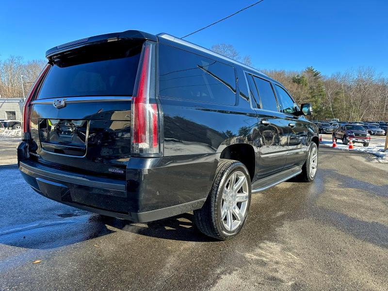 Фото 3 - CADILLAC ESCALADE