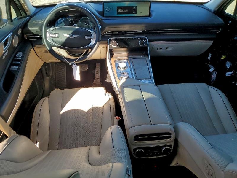 Фото 8 - GENESIS GV80