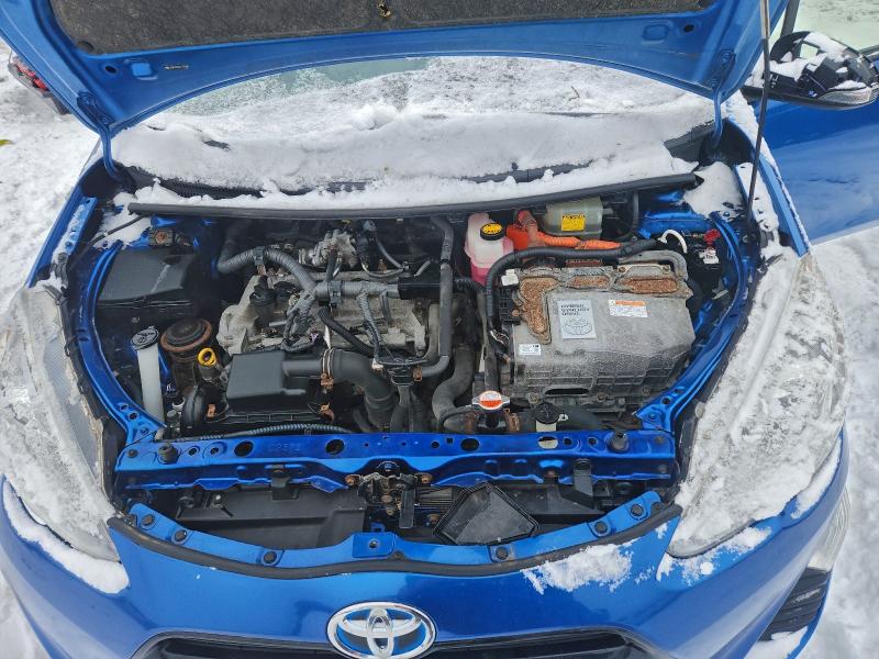 Фото 11 - TOYOTA PRIUS