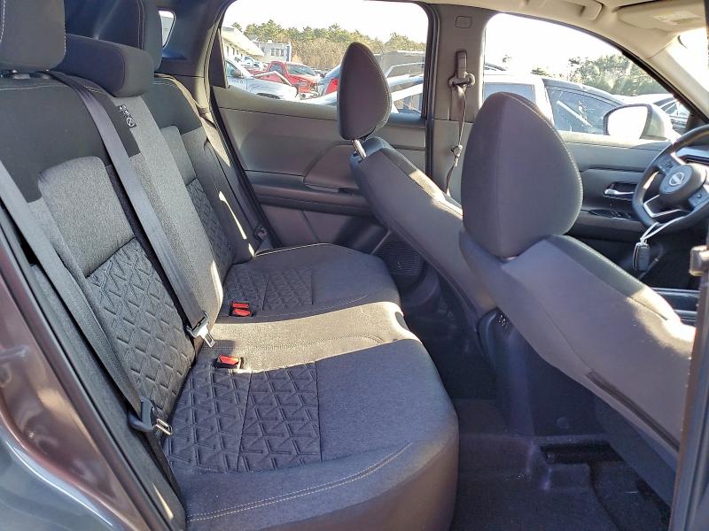 Фото 10 - NISSAN KICKS