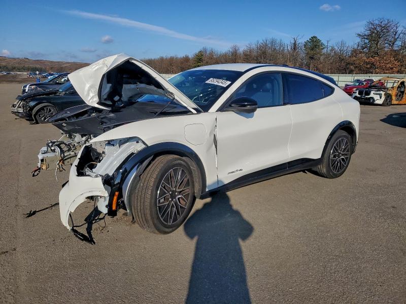 Фото 1 - FORD MUSTANG