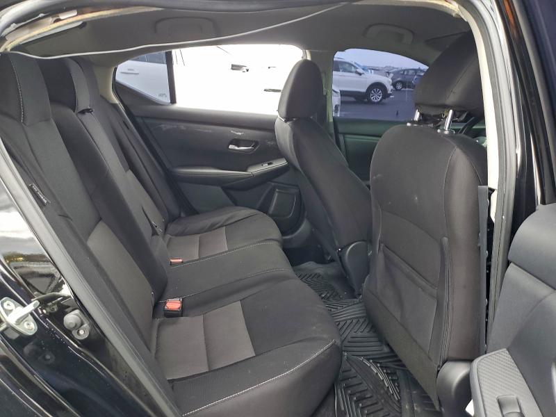 Фото 10 - NISSAN SENTRA