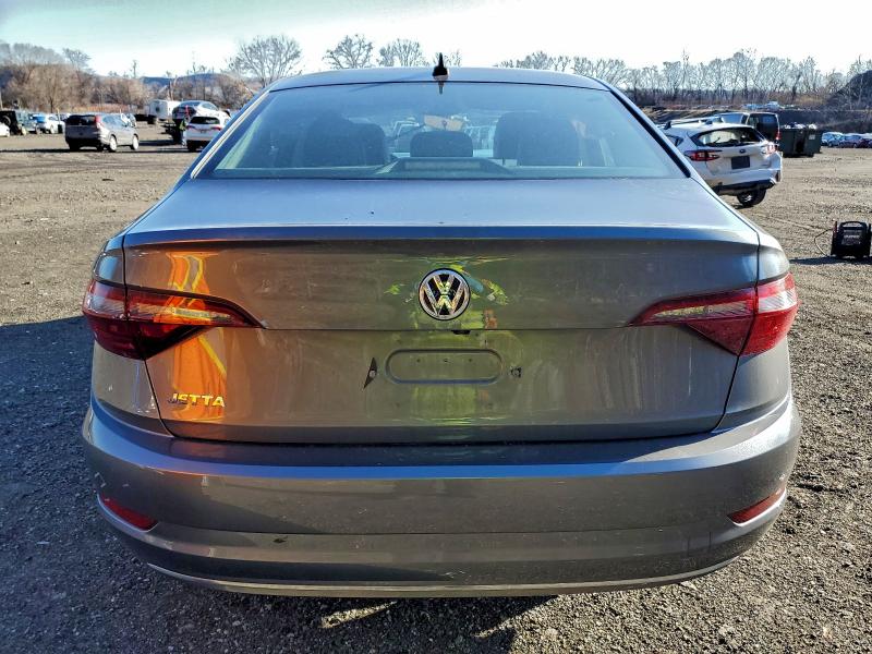 Фото 6 - VOLKSWAGEN JETTA