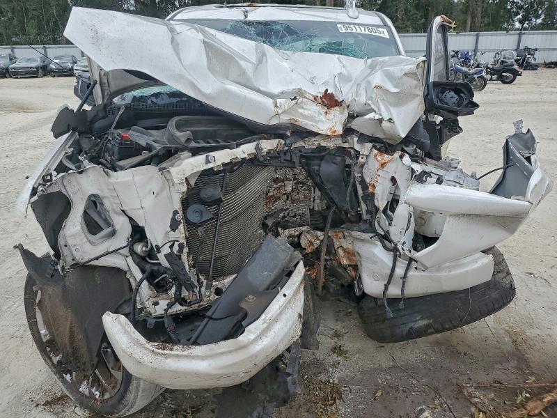 Фото 11 - GMC SIERRA