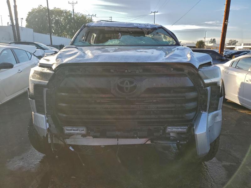 Фото 5 - TOYOTA TUNDRA