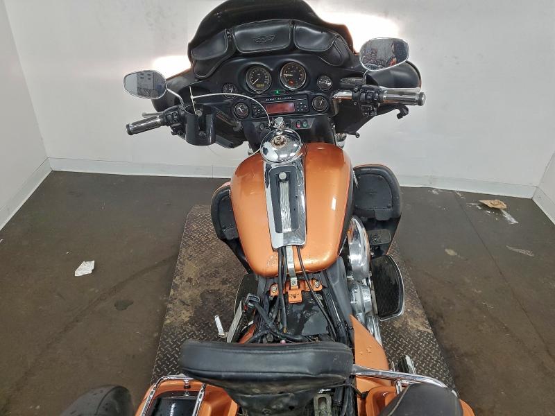 HARLEY-DAVIDSON FLHTCUI 10 2008