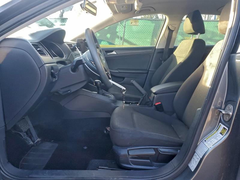 Фото 7 - VOLKSWAGEN JETTA