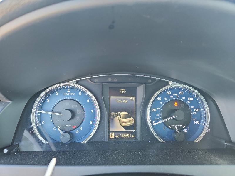 Фото 9 - TOYOTA CAMRY