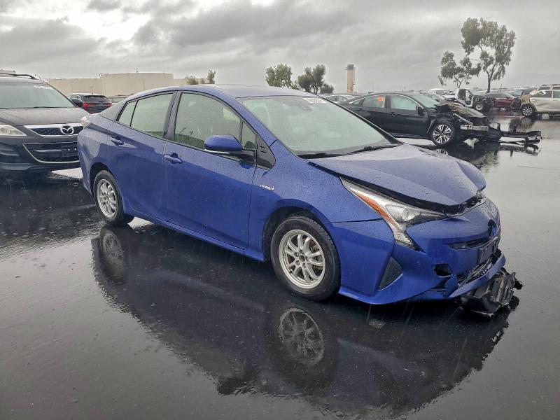 Фото 4 - TOYOTA PRIUS