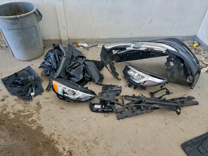 Фото 13 - FORD EDGE