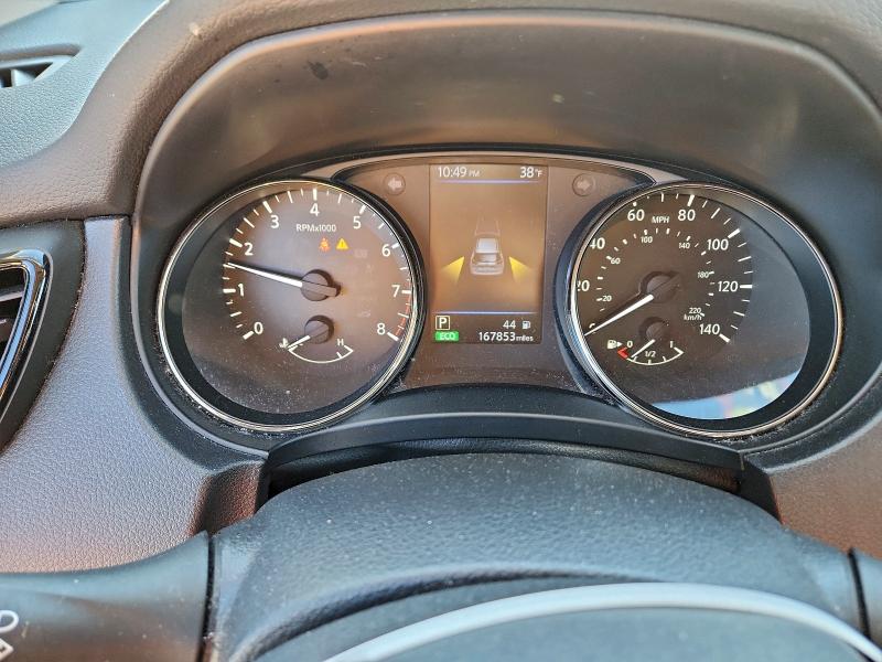 Фото 9 - NISSAN ROGUE