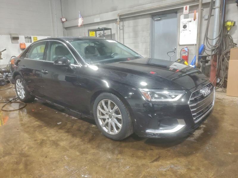 Фото 4 - AUDI A4