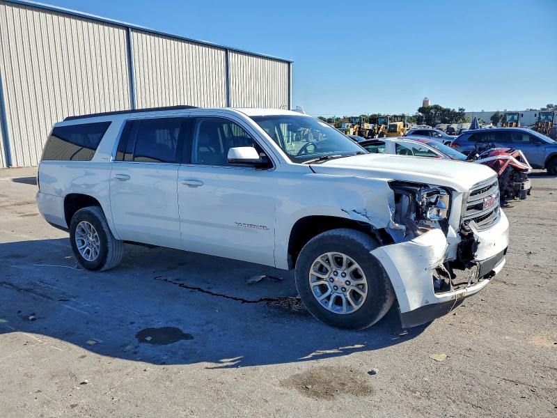 Фото 4 - GMC YUKON