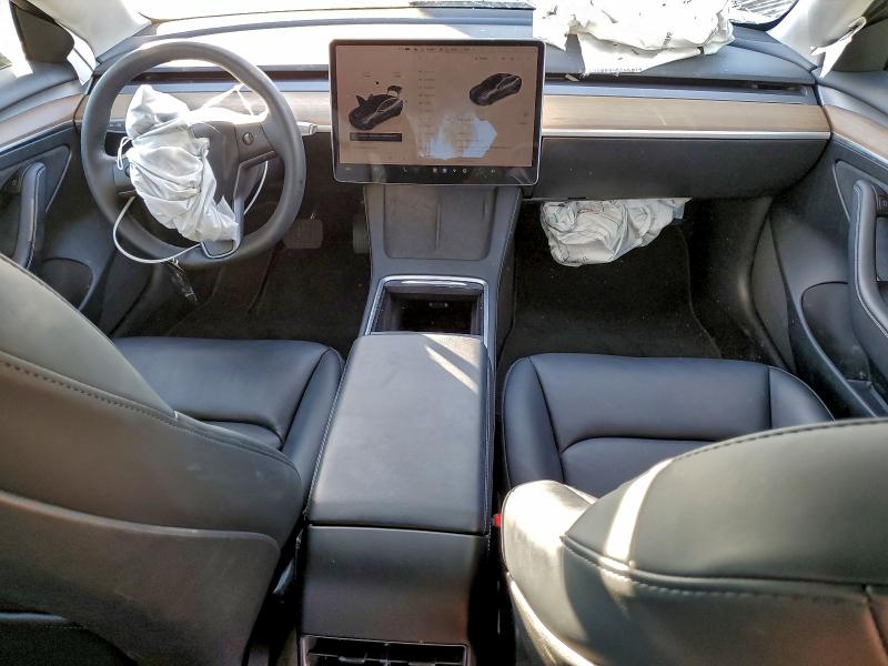 Фото 8 - TESLA MODEL 3