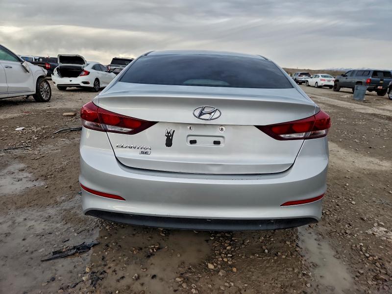 Фото 6 - HYUNDAI ELANTRA