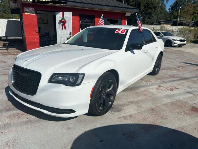 Фото 2 - CHRYSLER 300