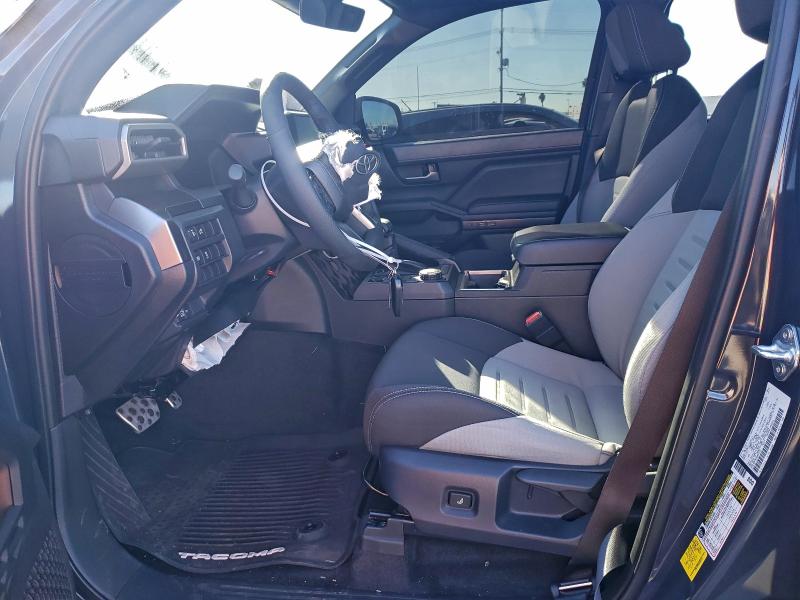 Фото 7 - TOYOTA TACOMA