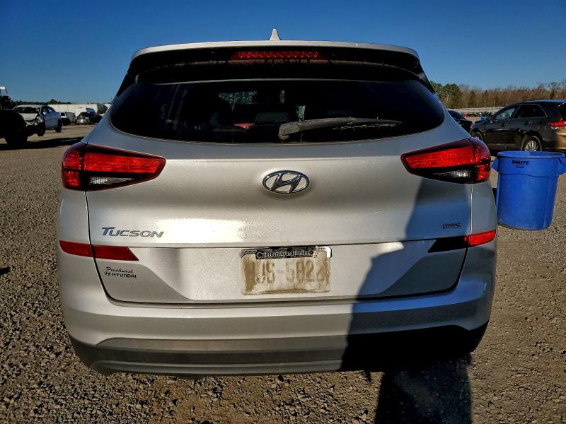 Фото 6 - HYUNDAI TUCSON