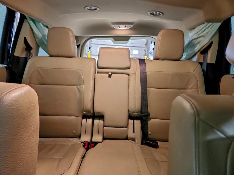 Фото 10 - FORD FLEX