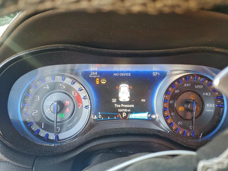 Фото 9 - CHRYSLER 300