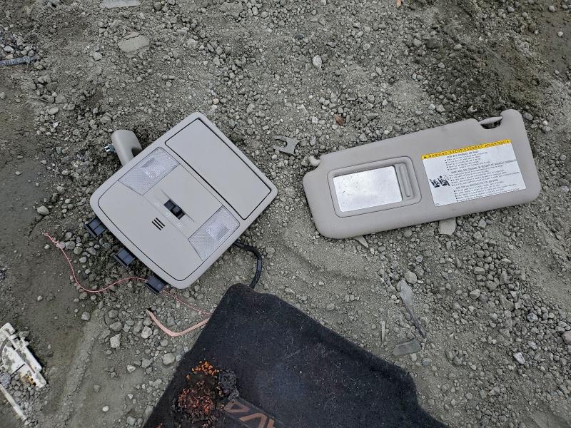 Фото 13 - TOYOTA RAV4