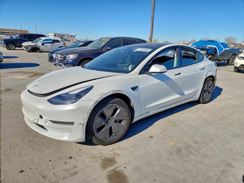 Фото 1 - TESLA MODEL 3