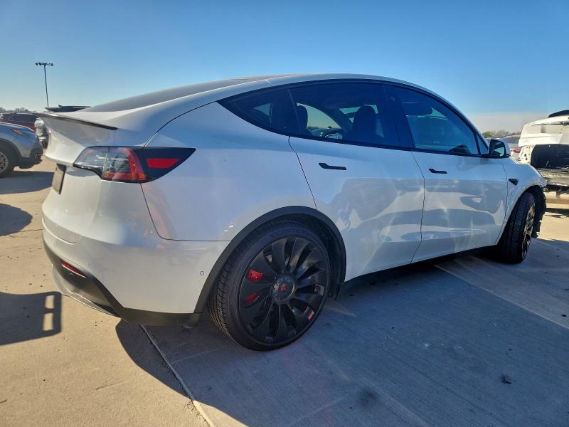 Фото 3 - TESLA MODEL Y