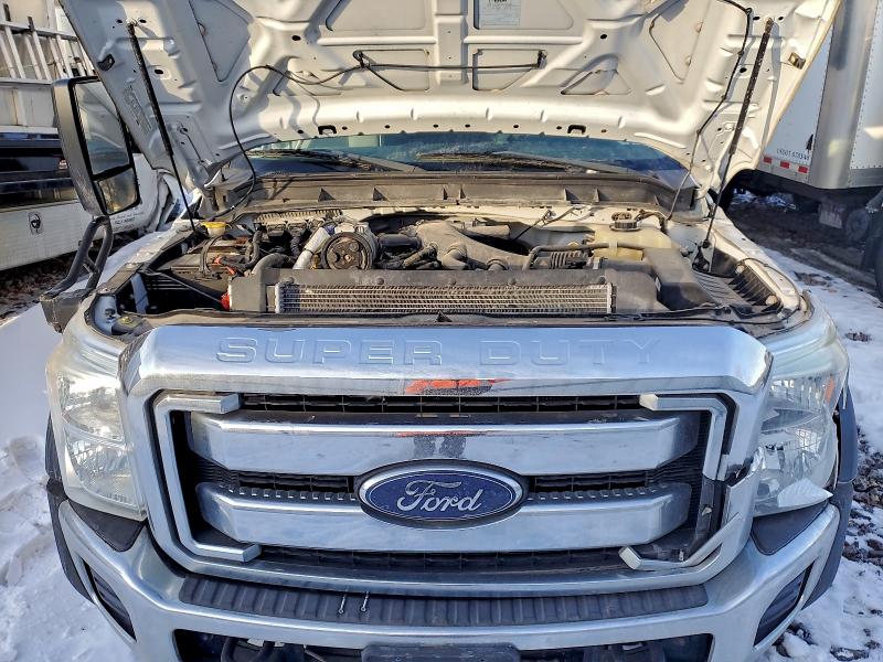 Фото 12 - FORD F550