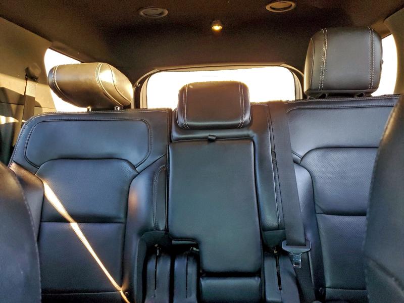 Фото 10 - FORD EXPLORER