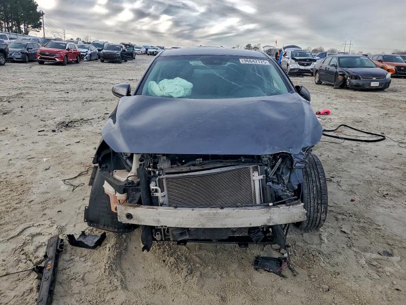 Фото 5 - HYUNDAI IONIQ