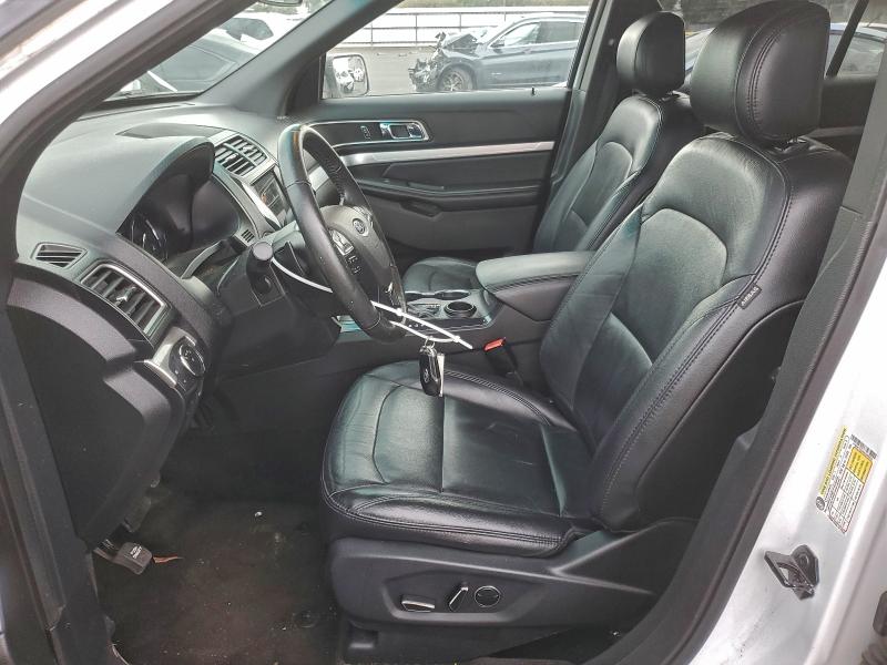 Фото 7 - FORD EXPLORER