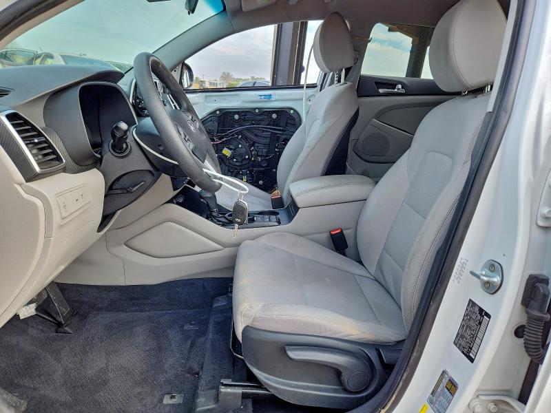 Фото 7 - HYUNDAI TUCSON