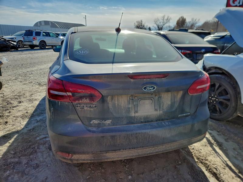 Фото 6 - FORD FOCUS